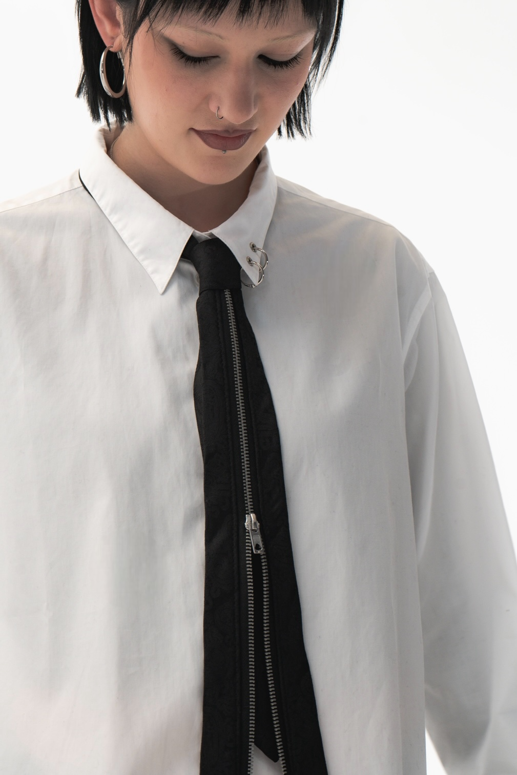 upcycled shirt & tie black