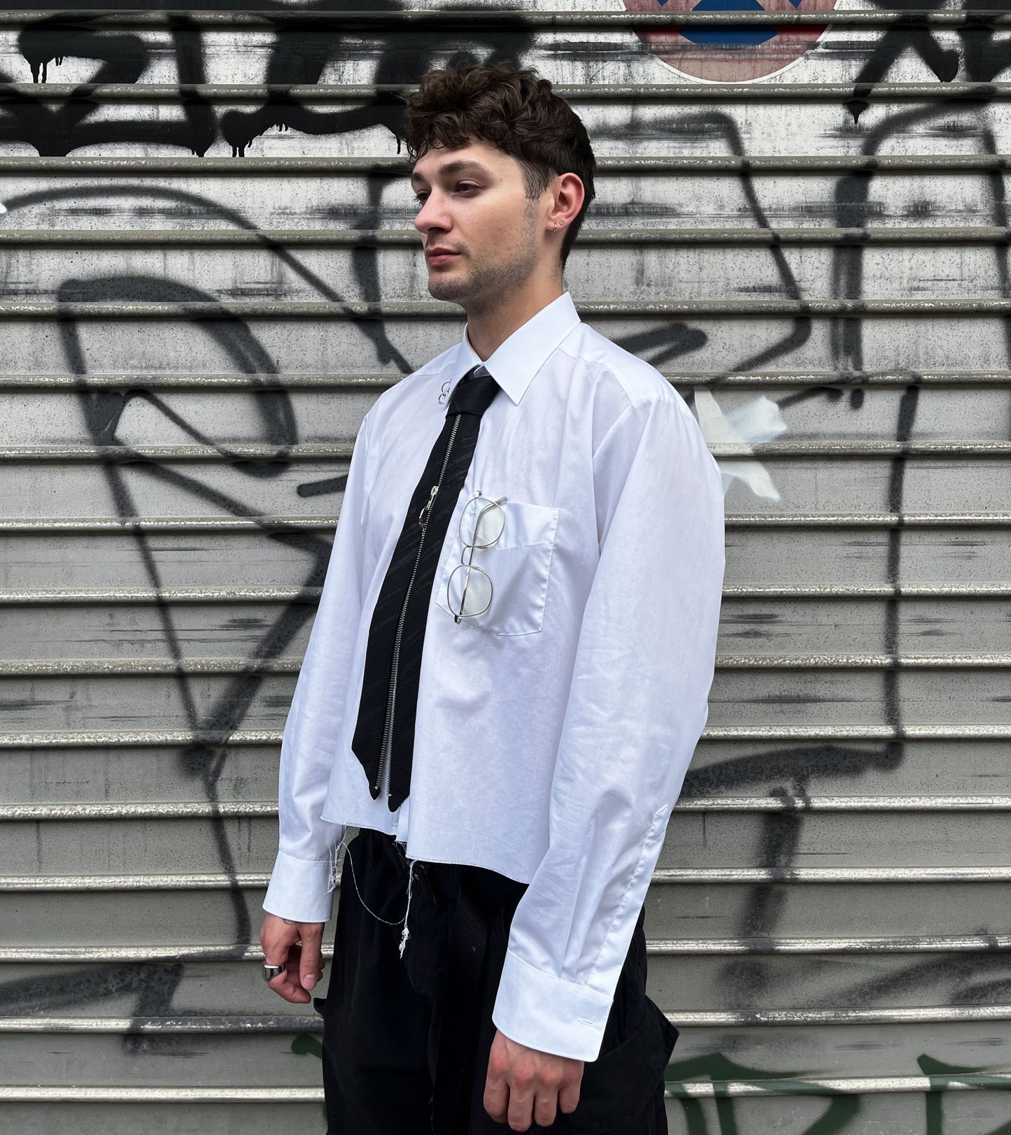 upcycled shirt & tie black