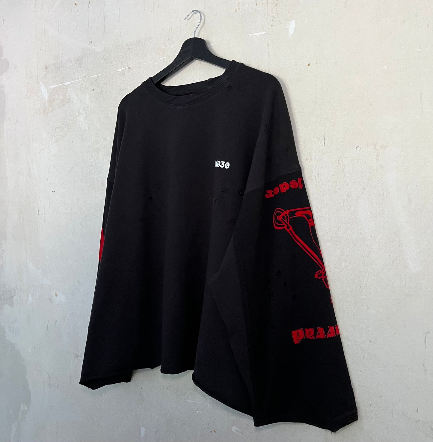 upcycled t-shirt longsleeve