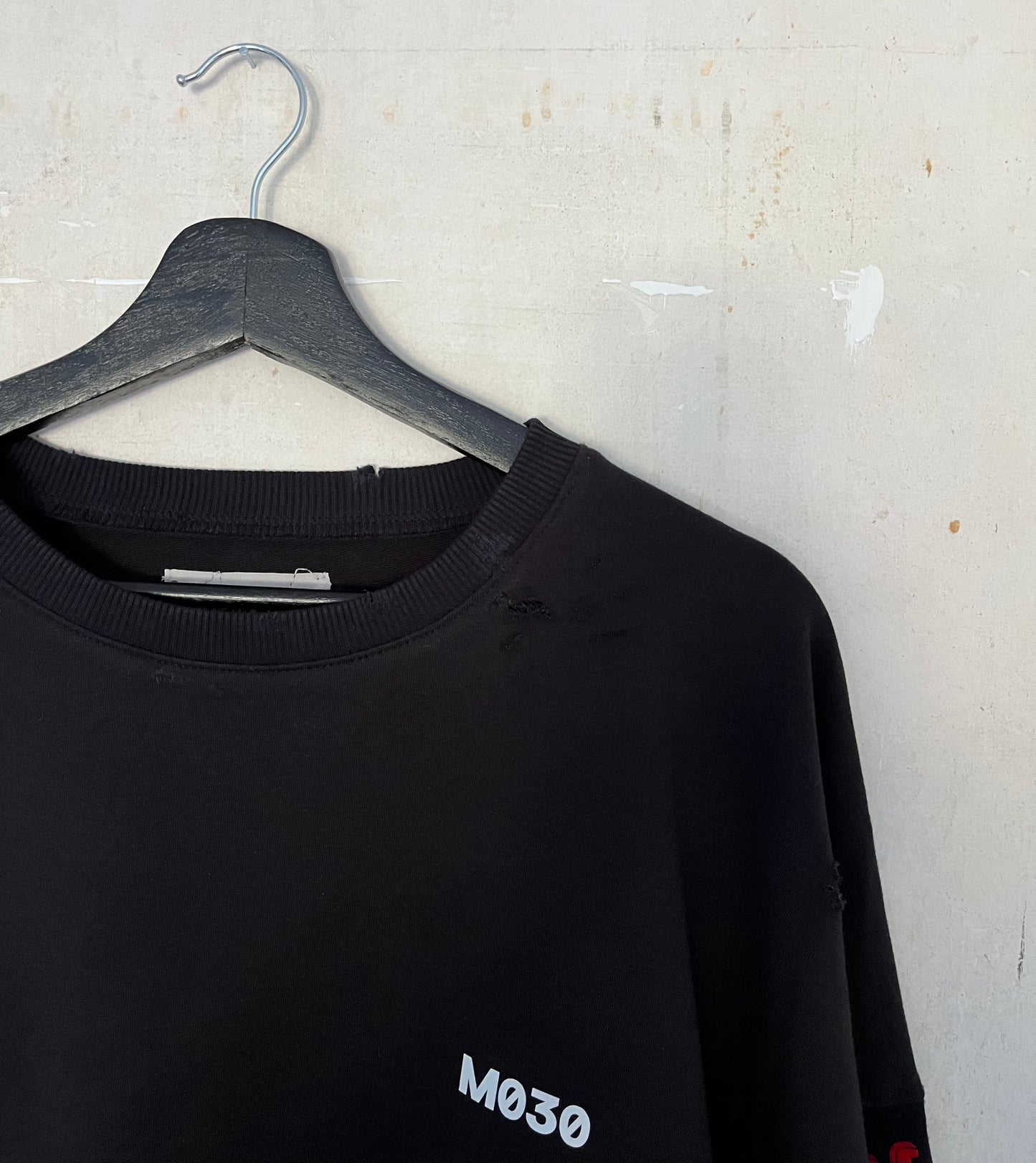 upcycled t-shirt longsleeve