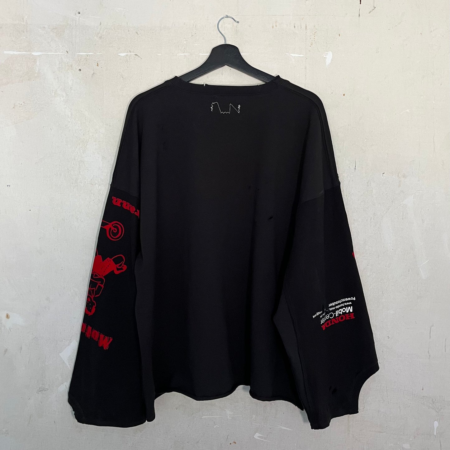 upcycled t-shirt longsleeve